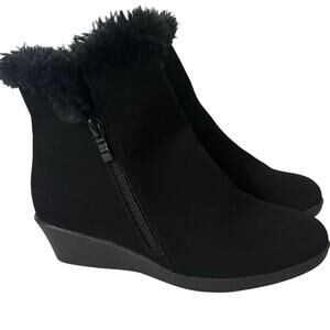 Annie edarby size3 black suede w/faux fur around edge ankle boots 1 3/4 heel
